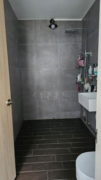 790 Choa Chu Kang North 6, 790 Choa Chu Kang North 6, Dairy Farm / Bukit Panjang / Choa Chu Kang, 4 Bedrooms, 1,195 sqft, HDB Flat For Sale, by James Yeo, 500270792 - Bathroom - PropertyGuru.com.sg
