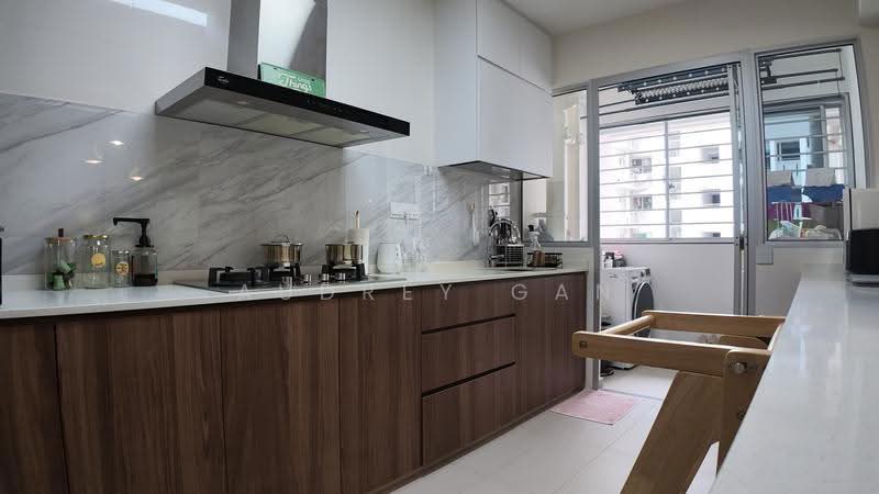 229A Sumang Lane, 229A Sumang Lane, Hougang / Punggol / Sengkang, 3 Bedrooms, 1,216 sqft, HDB Flat For Sale, by Audrey Gan, 500270801 - Kitchen - PropertyGuru.com.sg