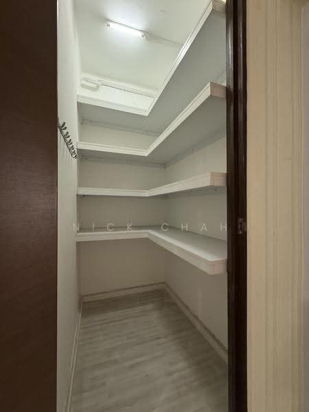 124 Bukit Batok Central, 124 Bukit Batok Central, Dairy Farm / Bukit Panjang / Choa Chu Kang, 3 Bedrooms, 1,001 sqft, HDB Flat For Sale, by Nick Chah, 500270828 - Store Room - PropertyGuru.com.sg