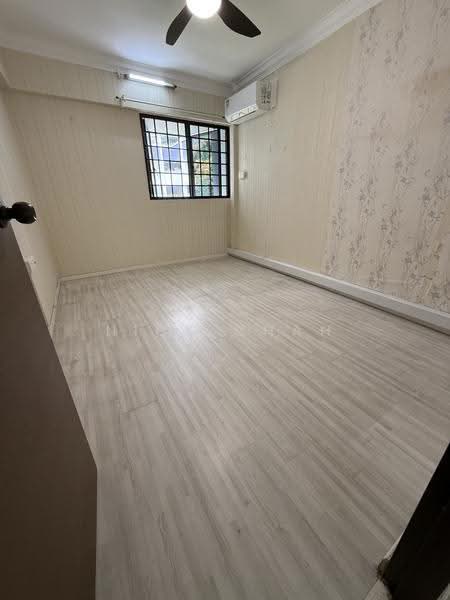 124 Bukit Batok Central, 124 Bukit Batok Central, Dairy Farm / Bukit Panjang / Choa Chu Kang, 3 Bedrooms, 1,001 sqft, HDB Flat For Sale, by Nick Chah, 500270828 - Bedroom 1 - PropertyGuru.com.sg