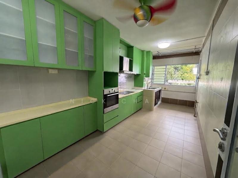124 Bukit Batok Central, 124 Bukit Batok Central, Dairy Farm / Bukit Panjang / Choa Chu Kang, 3 Bedrooms, 1,001 sqft, HDB Flat For Sale, by Nick Chah, 500270828 - Kitchen - PropertyGuru.com.sg