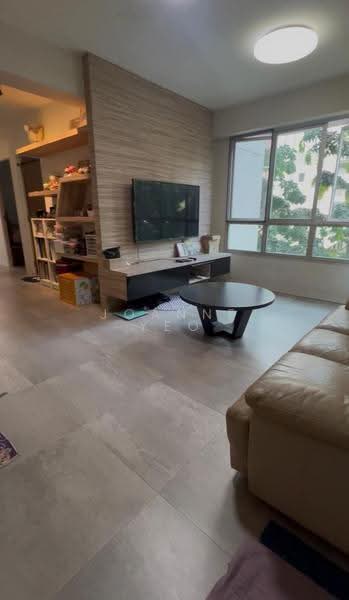 217B Boon Lay Ave Corner 4 Room flat Near River Valley High, , 3 Bedrooms, 1,013 sqft, HDB Flat For Sale, by Joanne Yeo, 500270830 - Living Room - PropertyGuru.com.sg