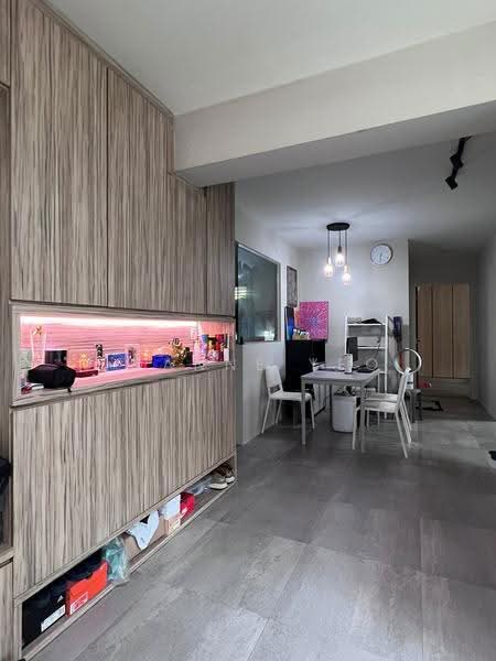 217B Boon Lay Ave Corner 4 Room flat Near River Valley High, , 3 Bedrooms, 1,013 sqft, HDB Flat For Sale, by Joanne Yeo, 500270830 - Living Room - PropertyGuru.com.sg