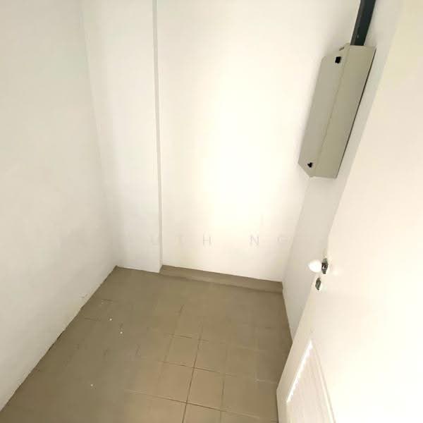 Villas Laguna, 366 Upper East Coast Road, Bedok / Upper East Coast, 3 Bedrooms, 2,002 sqft, Condominium For Rent, by Ruth Ng, 500270836 - Utility Room - PropertyGuru.com.sg