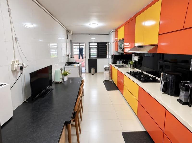 205 Ang Mo Kio Avenue 1, 205 Ang Mo Kio Avenue 1, Ang Mo Kio / Bishan / Thomson, 3 Bedrooms, 1,055 sqft, HDB Flat For Sale, by Leah Tay, 500270838 - Kitchen - PropertyGuru.com.sg