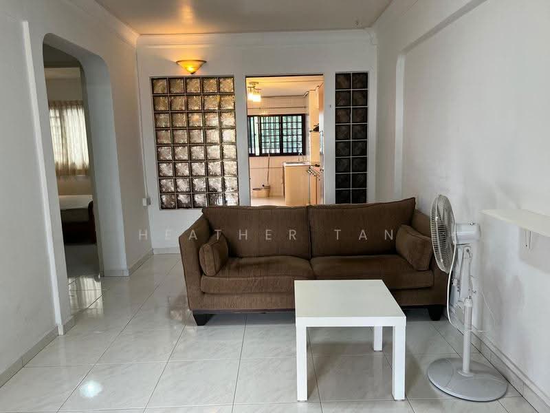 513 Ang Mo Kio Avenue 8, 513 Ang Mo Kio Avenue 8, Ang Mo Kio / Bishan / Thomson, 2 Bedrooms, 720 sqft, HDB Flat For Rent, by Heather Tan, 500270843 - Living Room - PropertyGuru.com.sg