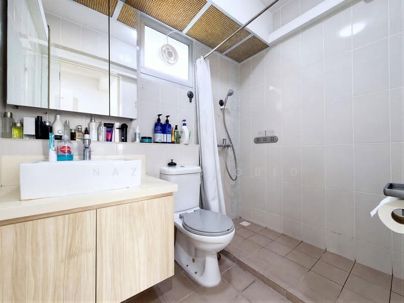 526C Costa Ris, 526C Pasir Ris Street 51, Pasir Ris / Tampines, 3 Bedrooms, 1,001 sqft, HDB Flat For Sale, by Nazri Baobed, 500270844 - Bathroom - PropertyGuru.com.sg