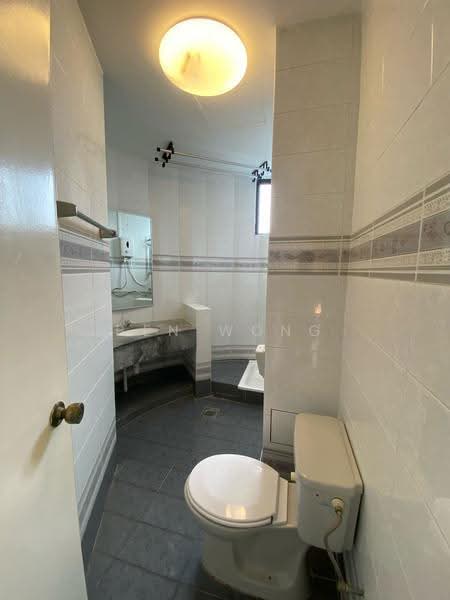 Siglap Centre, 55 Siglap Road, Eunos / Geylang / Paya Lebar, 2 Bedrooms, 1,230 sqft, Apartment For Rent, by Ben Wong, 500270848 - Bathroom - PropertyGuru.com.sg