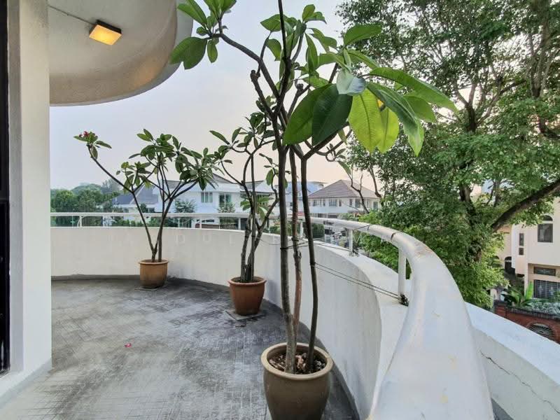CORNER PLOT BUNGALOW AT PRIME EAST D15, East Coast / Marine Parade, 6 Bedrooms, 5,500 sqft, Bungalow House For Sale, by Abdul Rahman, 500270850 - Exterior - PropertyGuru.com.sg