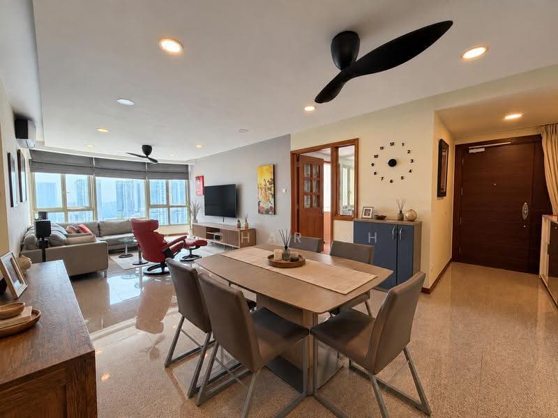 Queens, 10 Stirling Road, Alexandra / Commonwealth, 3 Bedrooms, 1,184 sqft, Condominium For Sale, by Zachar Oh, 500270854 - Living Room - PropertyGuru.com.sg