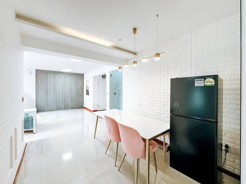 323B Sumang Walk, 323B Sumang Walk, Hougang / Punggol / Sengkang, 3 Bedrooms, 1,216 sqft, HDB Flat For Rent, by Amanda Hong, 500270863 - Dining Room - PropertyGuru.com.sg