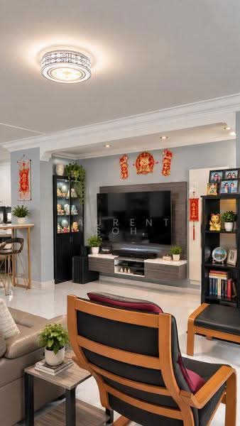 661 Choa Chu Kang Crescent, 661 Choa Chu Kang Crescent, Dairy Farm / Bukit Panjang / Choa Chu Kang, 3 Bedrooms, 1,313 sqft, HDB Flat For Sale, by Laurent Soh, 500270874 - Living Room - PropertyGuru.com.sg