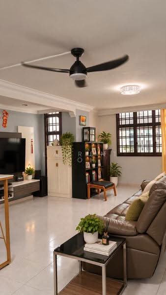 661 Choa Chu Kang Crescent, 661 Choa Chu Kang Crescent, Dairy Farm / Bukit Panjang / Choa Chu Kang, 3 Bedrooms, 1,313 sqft, HDB Flat For Sale, by Laurent Soh, 500270874 - Living Room - PropertyGuru.com.sg