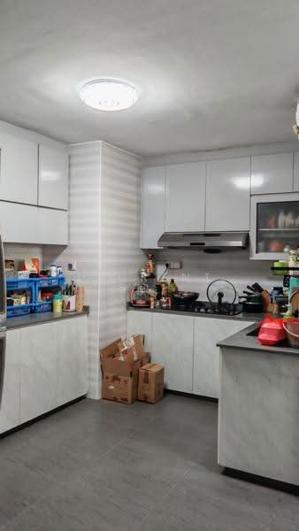 661 Choa Chu Kang Crescent, 661 Choa Chu Kang Crescent, Dairy Farm / Bukit Panjang / Choa Chu Kang, 3 Bedrooms, 1,313 sqft, HDB Flat For Sale, by Laurent Soh, 500270874 - Kitchen - PropertyGuru.com.sg