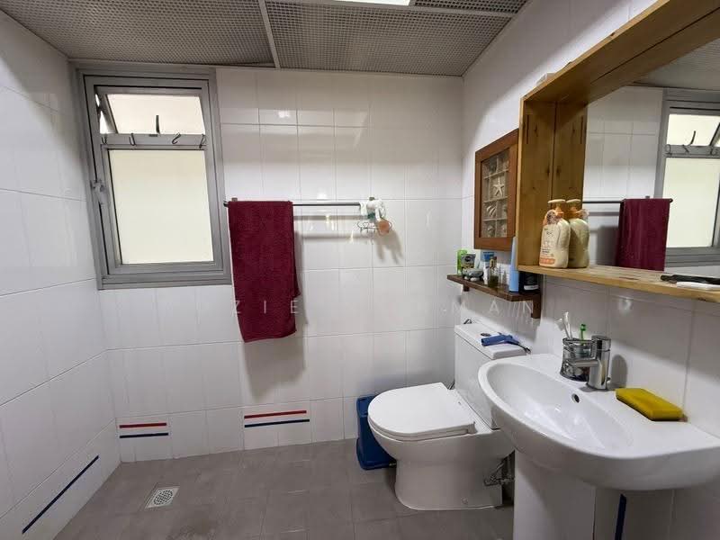 694D Woodlands Drive 62, 694D 694D, Admiralty / Woodlands, 2 Bedrooms, 731 sqft, HDB Flat For Rent, by Rozie Rohman, 500270876 - PropertyGuru.com.sg