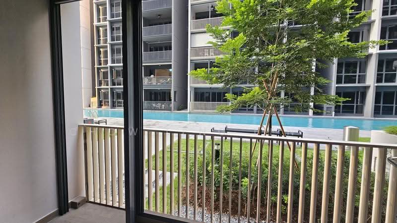 Lumina Grand, Bukit Batok West Ave. 5, Dairy Farm / Bukit Panjang / Choa Chu Kang, Room Rental, 144 sqft, Condominium For Rent, by Chow Teng Teng, 500270879 - Balcony - PropertyGuru.com.sg