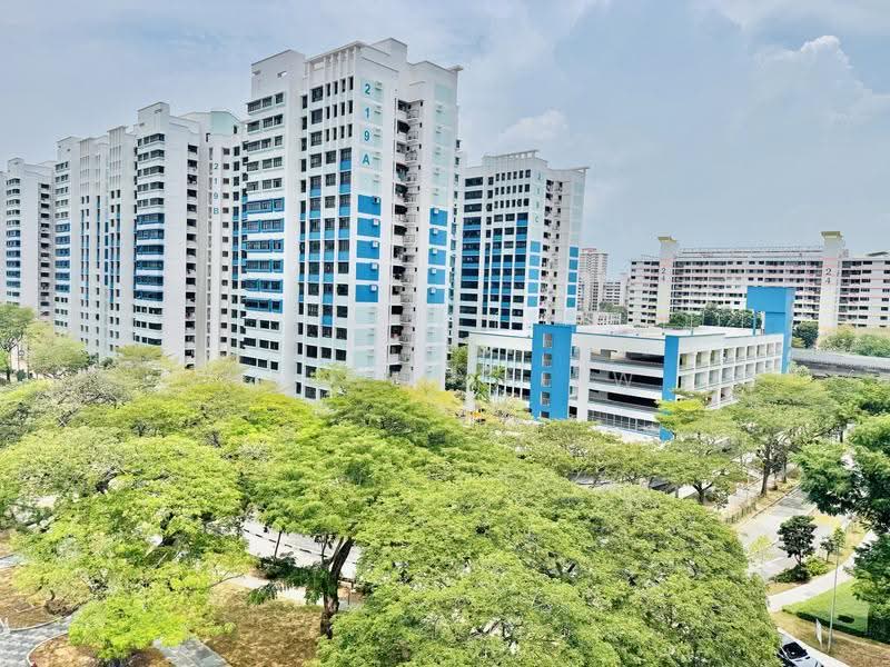 214 Bedok North Street 1, 214 Bedok North Street 1, Bedok / Upper East Coast, 2 Bedrooms, 732 sqft, HDB Flat For Sale, by Melody Liew, 500270884 - Exterior - PropertyGuru.com.sg
