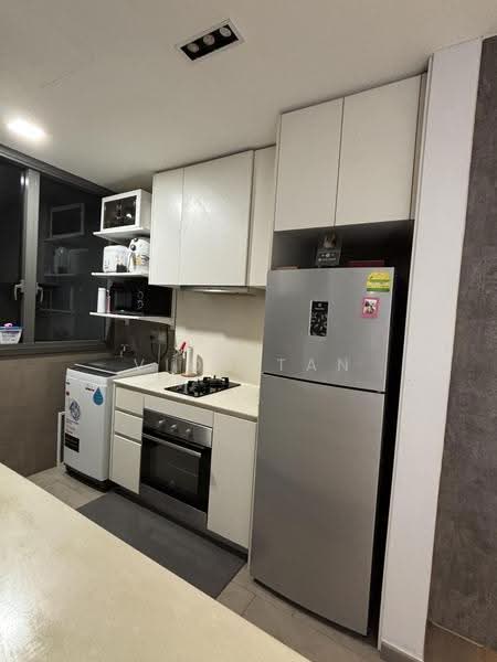 Stratum, 80 Elias Road, Pasir Ris / Tampines, 2 Bedrooms, 915 sqft, Condominium For Rent, by Vion Tan, 500270888 - Kitchen - PropertyGuru.com.sg