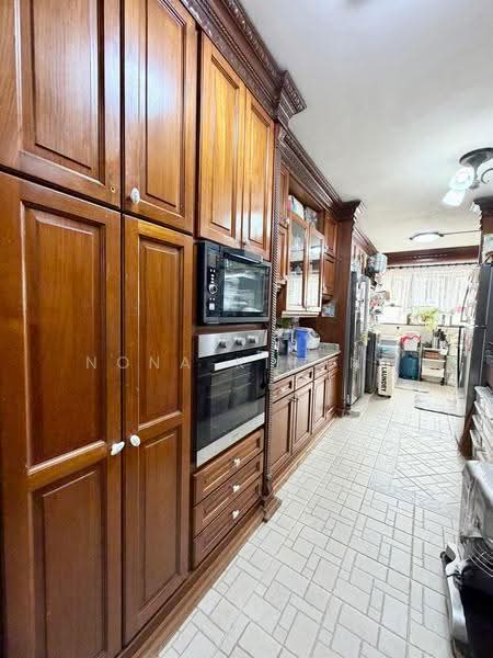 166 Yishun Ring Road, 166 Yishun Ring Road, Sembawang / Yishun, 3 Bedrooms, 904 sqft, HDB Flat For Sale, by Nona Kirana, 500270894 - Kitchen - PropertyGuru.com.sg