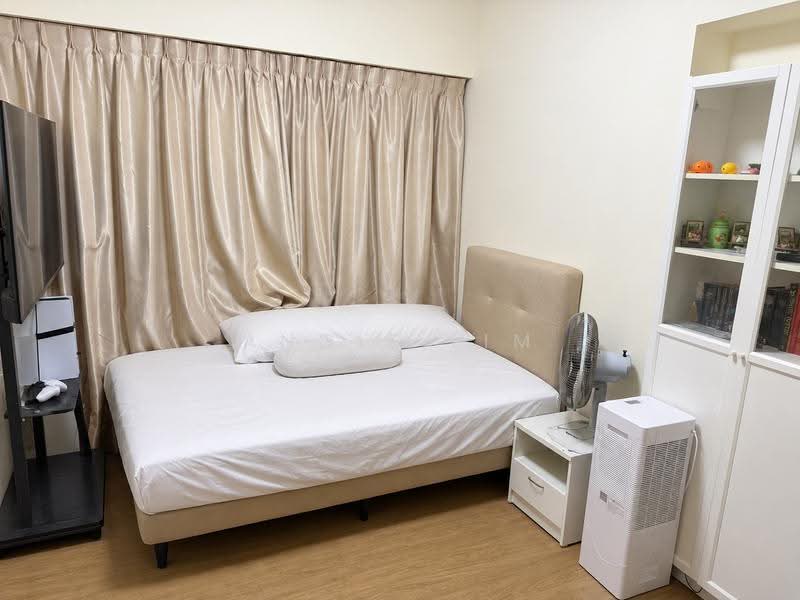 402B Fernvale Lane, 402B Fernvale Lane, Seletar / Yio Chu Kang, 3 Bedrooms, 1,001 sqft, HDB Flat For Sale, by Angie Lim, 500270901 - Bedroom - PropertyGuru.com.sg