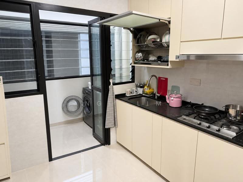 402B Fernvale Lane, 402B Fernvale Lane, Seletar / Yio Chu Kang, 3 Bedrooms, 1,001 sqft, HDB Flat For Sale, by Angie Lim, 500270901 - Kitchen - PropertyGuru.com.sg