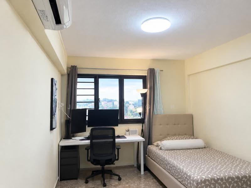 301 Clementi Avenue 4, 301 Clementi Avenue 4, Buona Vista / West Coast / Clementi New Town, 3 Bedrooms, 990 sqft, HDB Flat For Sale, by Joseph Goh, 500270903 - Bedroom - PropertyGuru.com.sg