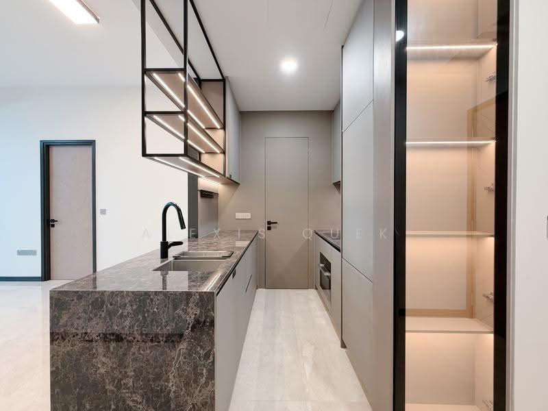 Perfect Ten, 323 Bukit Timah Road, Tanglin / Holland / Bukit Timah, 2 Bedrooms, 753 sqft, Condominium For Sale, by Alexis Quek, 500270907 - Kitchen - PropertyGuru.com.sg