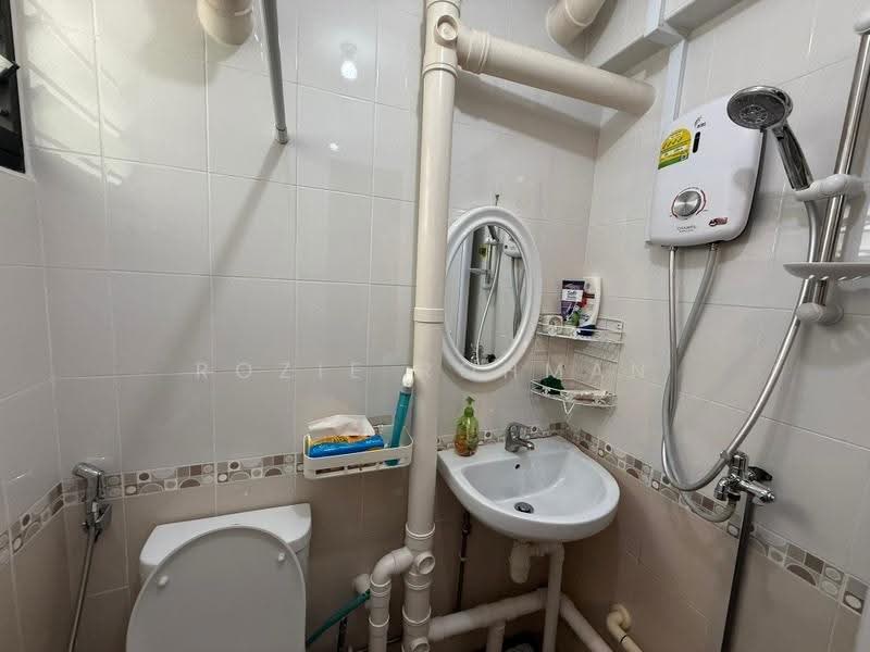 122 Ang Mo Kio Avenue 3, 122 122, Ang Mo Kio / Bishan / Thomson, 1 Bedroom, 129 sqft, HDB Flat For Rent, by Rozie Rohman, 500270913 - PropertyGuru.com.sg