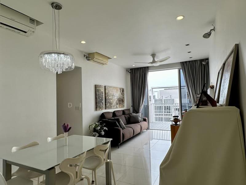 Oasis @ Elias, 60 - 72 Elias Road, Pasir Ris / Tampines, 3 Bedrooms, 1,206 sqft, Condominium For Sale, by Dianne Yeo, 500270924 - Living Room - PropertyGuru.com.sg