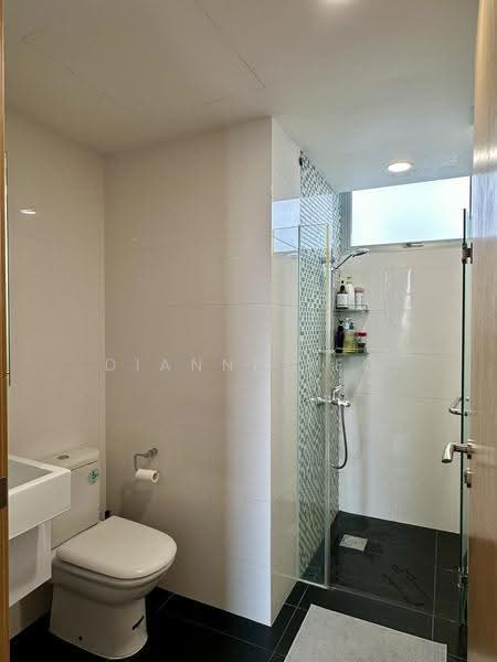 Oasis @ Elias, 60 - 72 Elias Road, Pasir Ris / Tampines, 3 Bedrooms, 1,206 sqft, Condominium For Sale, by Dianne Yeo, 500270924 - Bathroom - PropertyGuru.com.sg