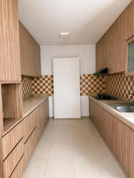146 Tampines Avenue 5, 146 Tampines Avenue 5, Pasir Ris / Tampines, 4 Bedrooms, 1,593 sqft, HDB Flat For Rent, by JohnsonBolehPakai ., 500270926 - Kitchen - PropertyGuru.com.sg