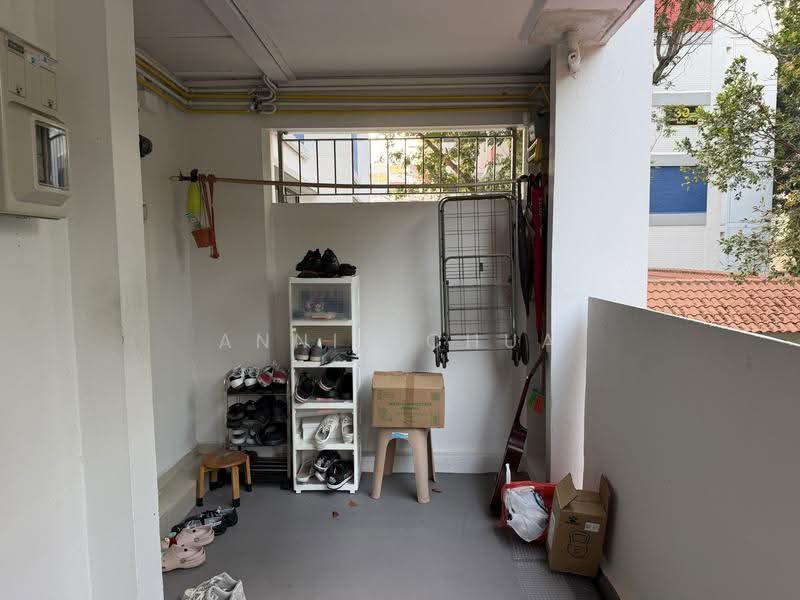 48 Teban Gardens Road, 48 Teban Gardens Road, Boon Lay / Jurong / Tuas, 3 Bedrooms, 1,001 sqft, HDB Flat For Sale, by Annie Chua, 500270927 - Exterior - PropertyGuru.com.sg