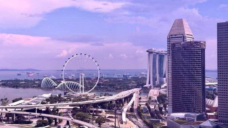 The Plaza, 7500A Beach Road, Beach Road / Bugis / Rochor, 1 Bedroom, 549 sqft, Apartment For Sale, by Jonathan Ong, 500270931 - Exterior - PropertyGuru.com.sg
