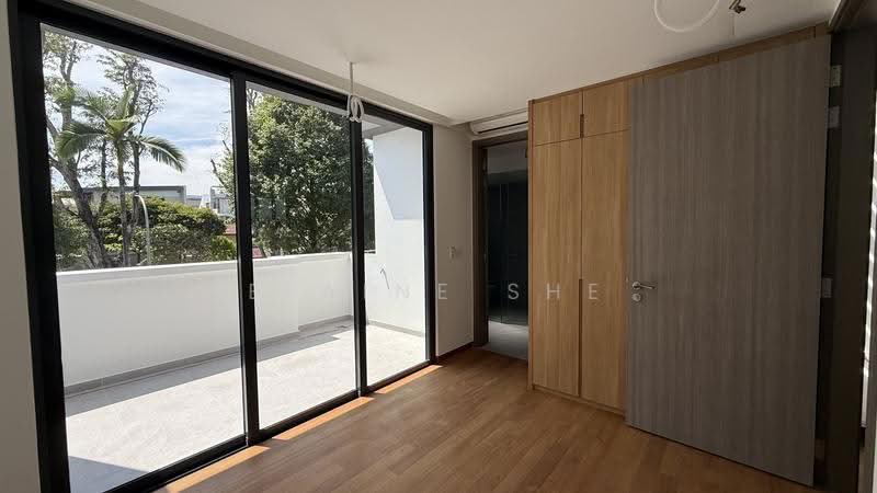 Seletar Hills Estate, Neram Road, Seletar / Yio Chu Kang, 5 Bedrooms, 4,674 sqft, Corner Terrace For Sale, by Elaine She, 500270932 - Bedroom - PropertyGuru.com.sg