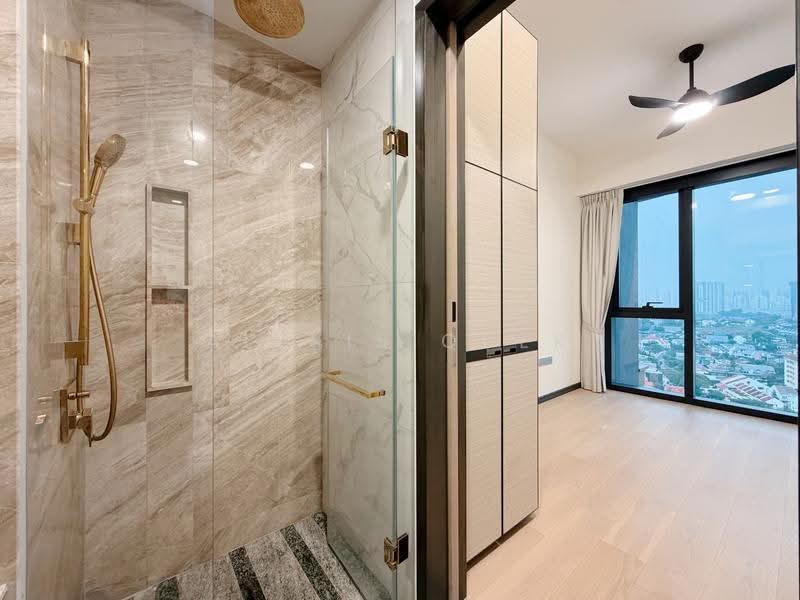 Perfect Ten, 323 Bukit Timah Road, Tanglin / Holland / Bukit Timah, 2 Bedrooms, 753 sqft, Condominium For Rent, by Alexis Quek, 500270933 - Bathroom - PropertyGuru.com.sg