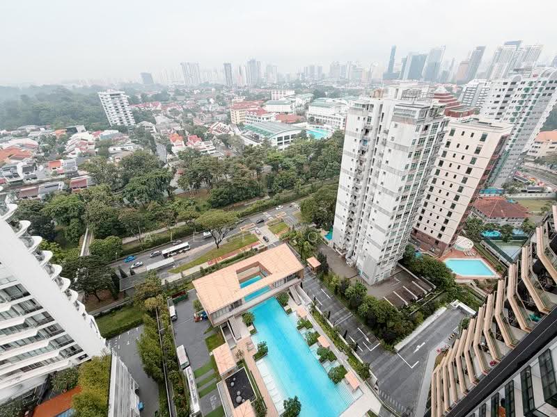 Perfect Ten, 323 Bukit Timah Road, Tanglin / Holland / Bukit Timah, 2 Bedrooms, 753 sqft, Condominium For Rent, by Alexis Quek, 500270933 - Exterior - PropertyGuru.com.sg