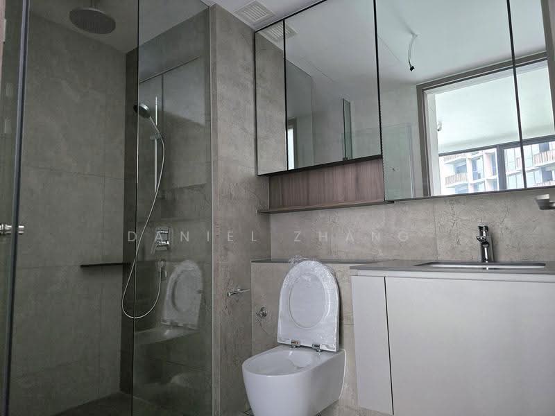 Norwood Grand, 2 Champions Way, Admiralty / Woodlands, 2 Bedrooms, 710 sqft, Condominium For Rent, by Daniel Zhang, 500270951 - Bathroom - PropertyGuru.com.sg