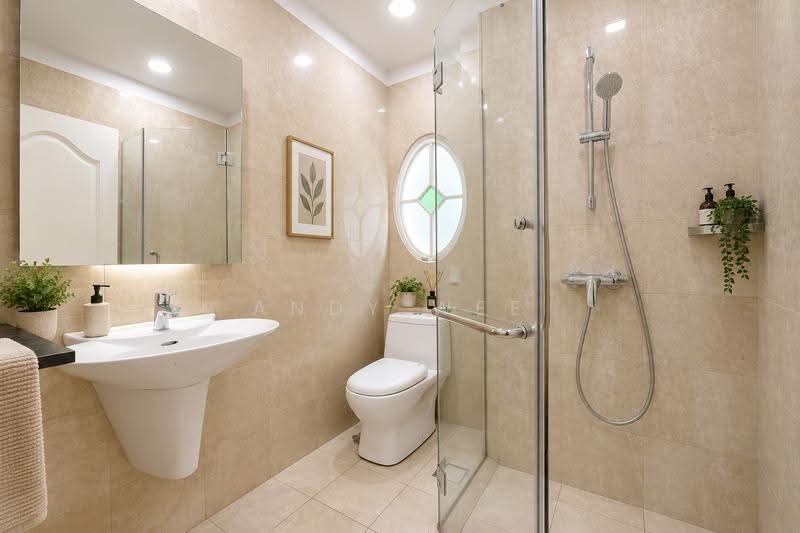 Gentle Villas, Gentle Drive, Newton / Novena, 5 Bedrooms, 7,382 sqft, Detached House For Rent, by Andy Wee, 500270955 - Bathroom - PropertyGuru.com.sg