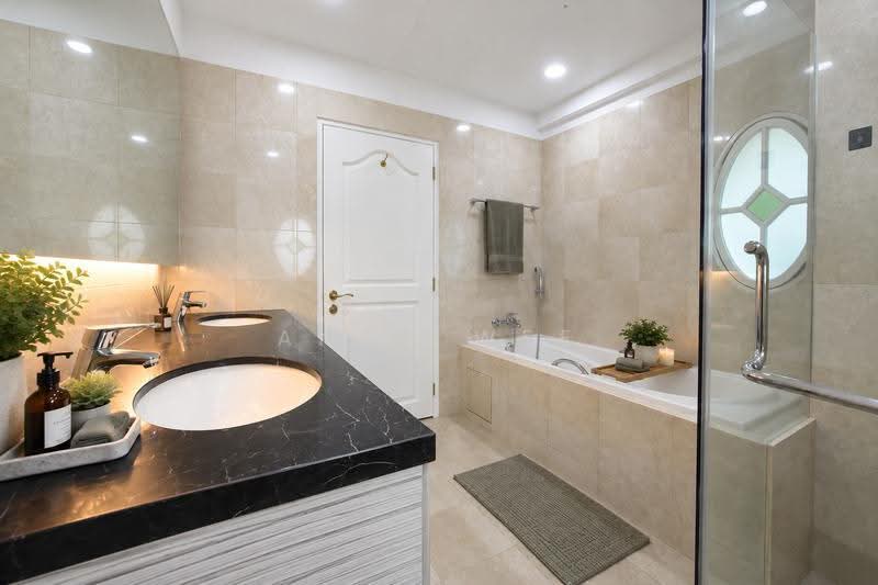 Gentle Villas, Gentle Drive, Newton / Novena, 5 Bedrooms, 7,382 sqft, Detached House For Rent, by Andy Wee, 500270955 - Bathroom - PropertyGuru.com.sg