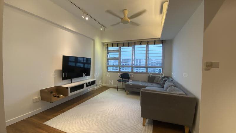 18C MacPherson Residency, 18C Circuit Road, Macpherson / Potong Pasir, 3 Bedrooms, 1,001 sqft, HDB Flat For Rent, by Toh Kwang Yong Daniel, 500270957 - Living Room - PropertyGuru.com.sg