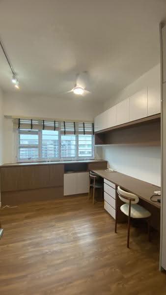 18C MacPherson Residency, 18C Circuit Road, Macpherson / Potong Pasir, 3 Bedrooms, 1,001 sqft, HDB Flat For Rent, by Toh Kwang Yong Daniel, 500270957 - Master Bedroom + Study - PropertyGuru.com.sg