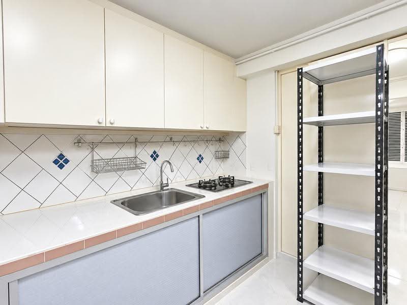157 Mei Ling Street, 157 Mei Ling Street, Alexandra / Commonwealth, 2 Bedrooms, 742 sqft, HDB Flat For Sale, by S MICHAEL Michael, 500270958 - Kitchen - PropertyGuru.com.sg