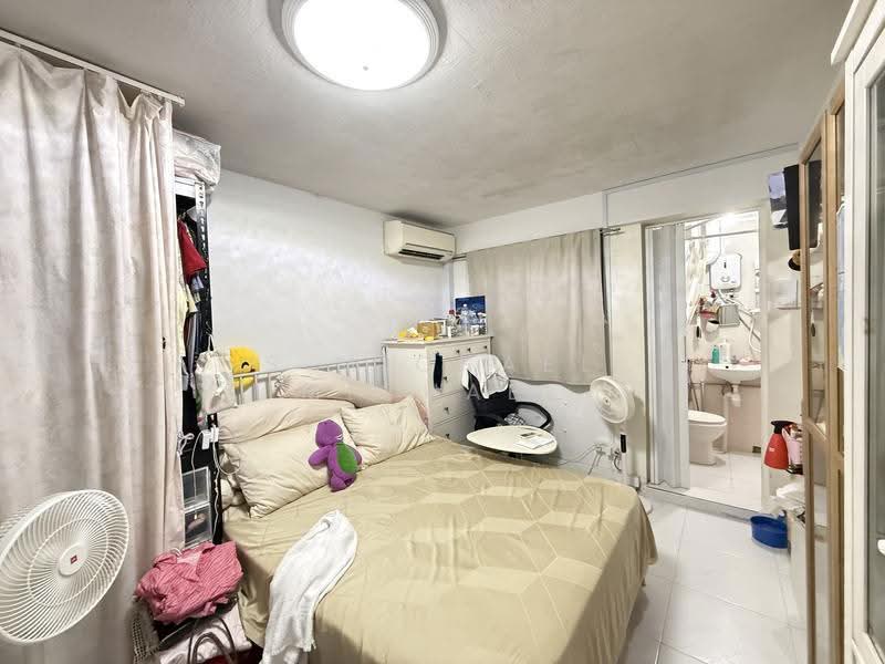 157 Mei Ling Street, 157 Mei Ling Street, Alexandra / Commonwealth, 2 Bedrooms, 742 sqft, HDB Flat For Sale, by S MICHAEL Michael, 500270958 - Bedroom - PropertyGuru.com.sg