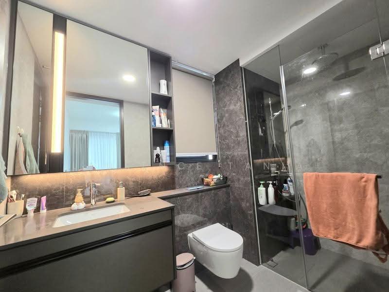 Tembusu Grand, 94 Jalan Tembusu, East Coast / Marine Parade, 3 Bedrooms, 1,173 sqft, Condominium For Rent, by Laurence Tania, 500270962 - Bathroom - PropertyGuru.com.sg