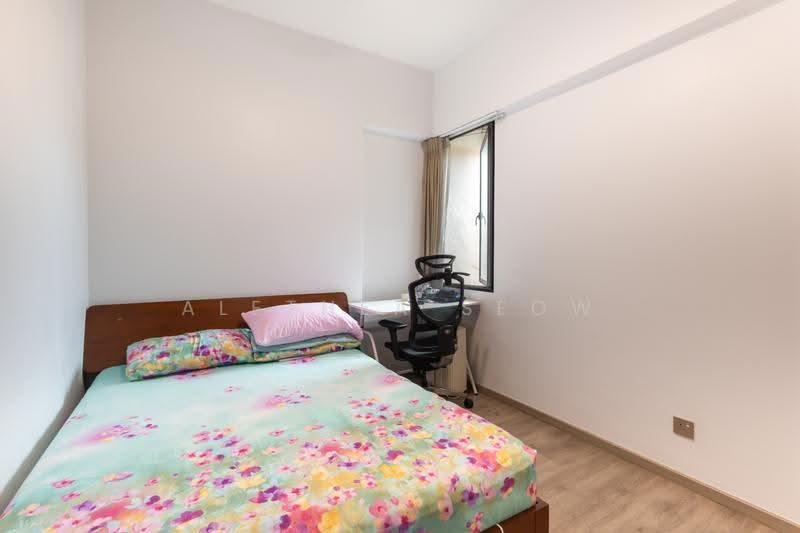 Simsville, 6 Geylang East Avenue 2, Eunos / Geylang / Paya Lebar, 3 Bedrooms, 1,238 sqft, Condominium For Sale, by Alethea Seow, 500270963 - Bedroom - PropertyGuru.com.sg