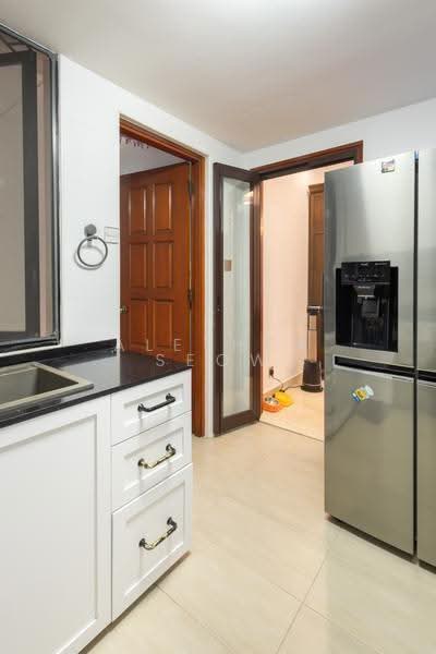 Simsville, 6 Geylang East Avenue 2, Eunos / Geylang / Paya Lebar, 3 Bedrooms, 1,238 sqft, Condominium For Sale, by Alethea Seow, 500270963 - Kitchen - PropertyGuru.com.sg