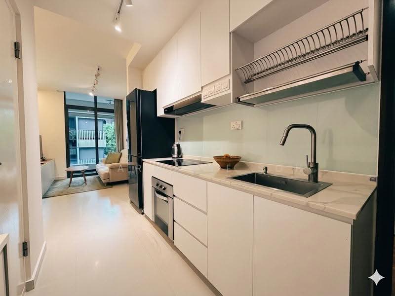 Prime Residence, 41 Lorong 22 Geylang, Eunos / Geylang / Paya Lebar, 2 Bedrooms, 581 sqft, Condominium For Sale, by Charmaine Soh, 500270970 - Kitchen - PropertyGuru.com.sg