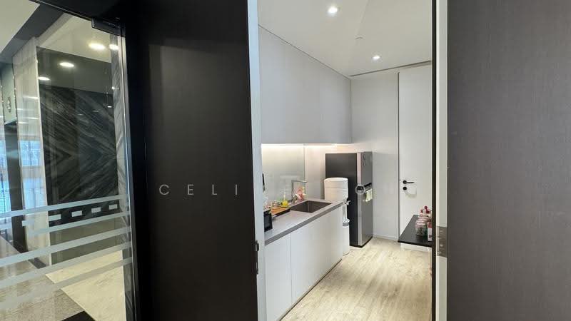 MYP Centre, 9 Battery Road, Boat Quay / Raffles Place / Marina, 1,986 sqft, Office For Rent, by Celine Koh, 500270976 - Kitchen - CommercialGuru.com.sg