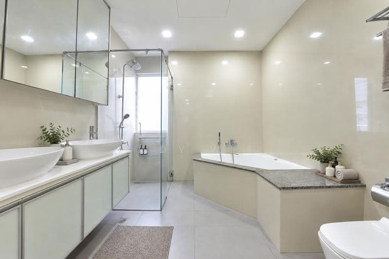 Regency Park, 9 Nathan Road, Tanglin / Holland / Bukit Timah, 4 Bedrooms, 3,650 sqft, Condominium For Rent, by Andy Wee, 500270977 - Bathroom - PropertyGuru.com.sg
