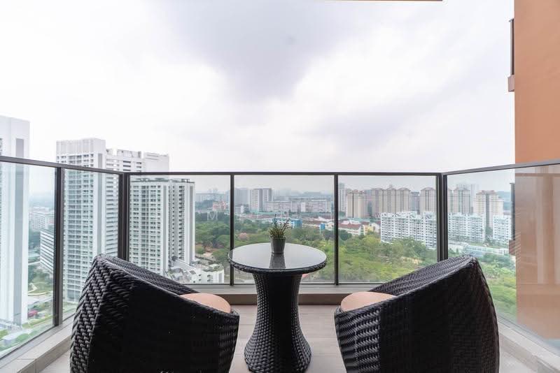 AMO Residence, 21 Ang Mo Kio Rise, Ang Mo Kio / Bishan / Thomson, 2 Bedrooms, 678 sqft, Condominium For Sale, by Damien Tan, 500270980 - Balcony - PropertyGuru.com.sg